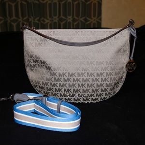 NWOT Micheal Kors Crossbody/ Shoulder Bag - Gray